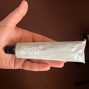 Rich B*tch Moisturizer, Freck